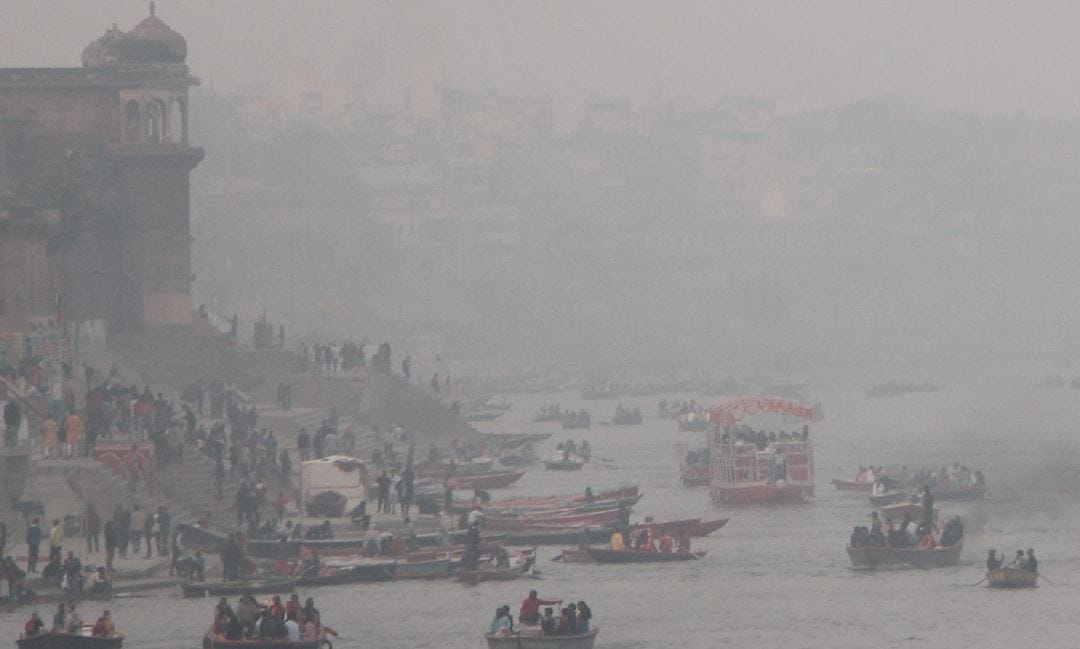 purvanchal varanasi weather forecast update icy winds from mountains increase cold wave amid fog  mausam samachar