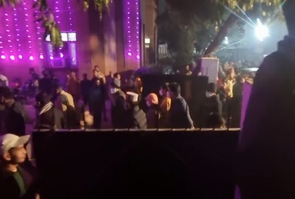 Punjabi singer Kaka show in aligarh