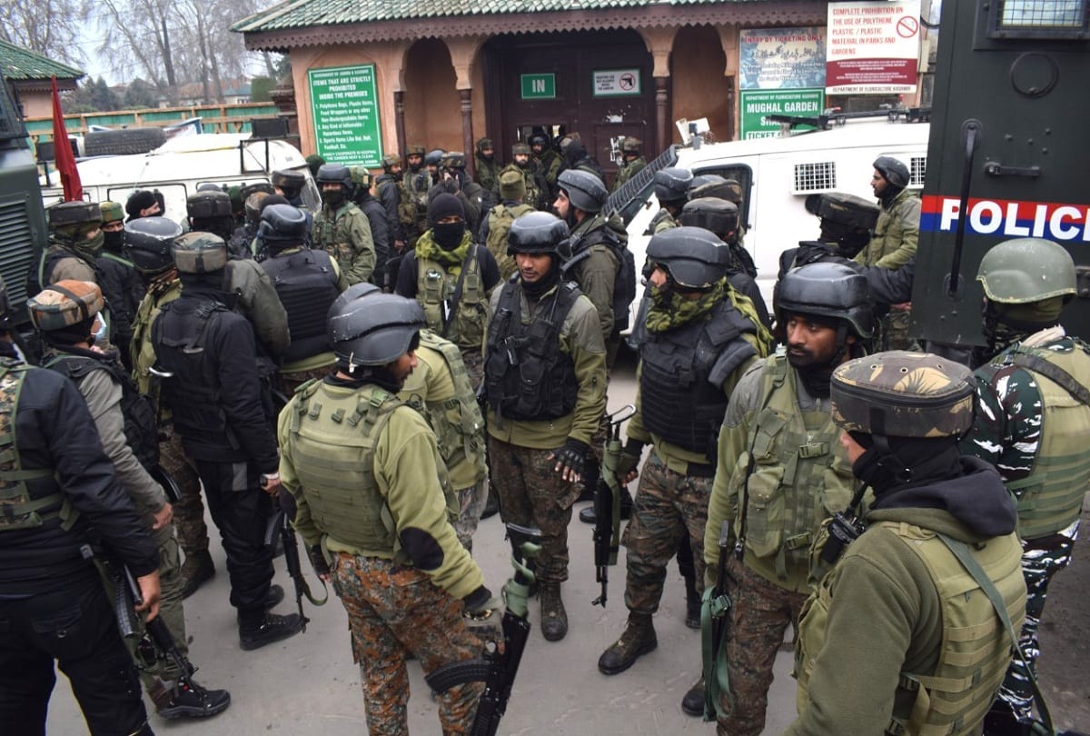 Terrorist killed in encounter Salim Parre was involved in killing of civilians and attacks on security forces 