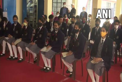 Covid-19 child vaccination live update 15 to 18 years old children starts today latest news know 10 big facts