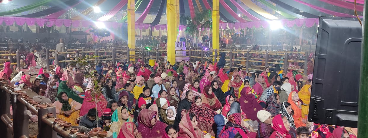 Devotees gathered for Annaprasan, Mundan, Upanayana rites
