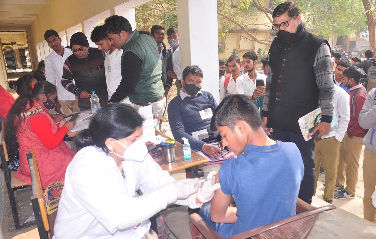 Lalganj was at the fore in vaccination, Raniganj was at the back