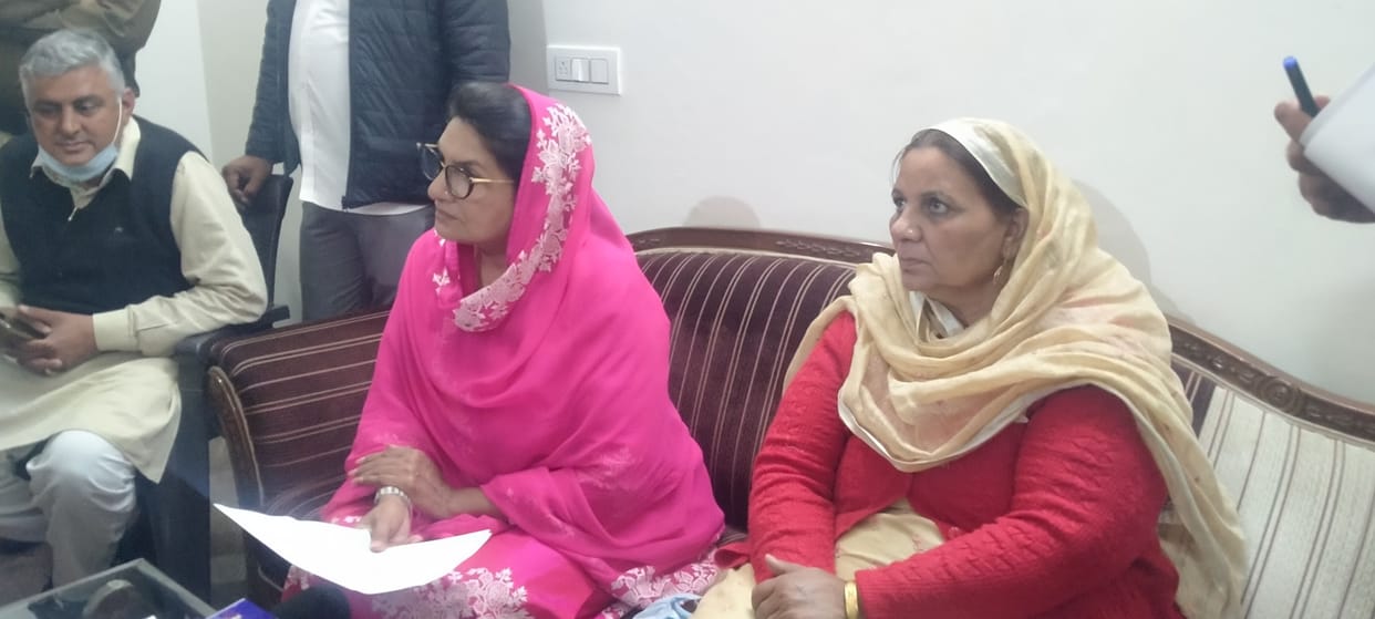 Old age pension will not be cut, opposition spreading rumours: Naina Chautala