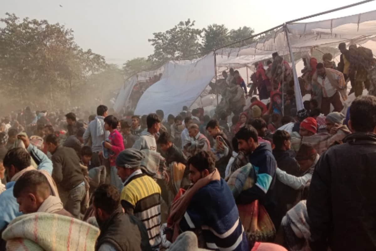 Stampede in blanket distribution program, police lathi-charged