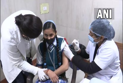 Covid-19 child vaccination live update 15 to 18 years old children starts today latest news know 10 big facts