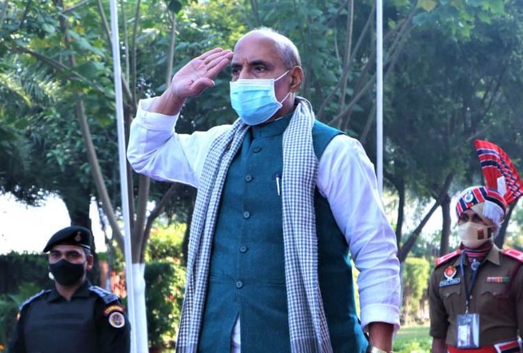 Defence Minister Rajnath Singh arrives at Chandigarh University