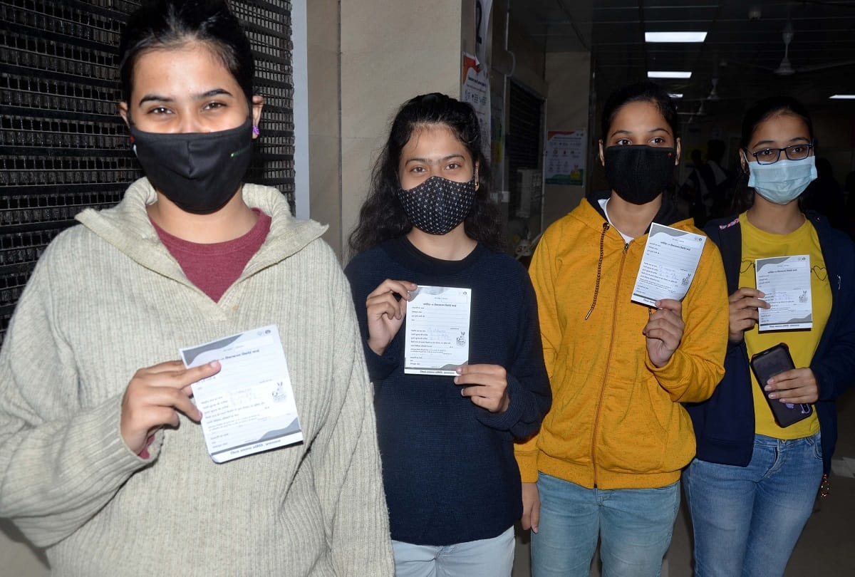 Slow pace of vaccination of younger age group beneficiaries
