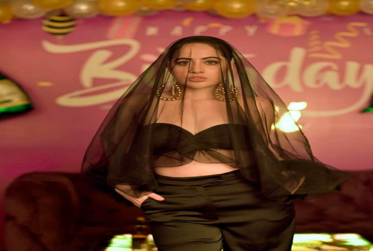 urfi javed total net worth crores know her assets income salary cars collection