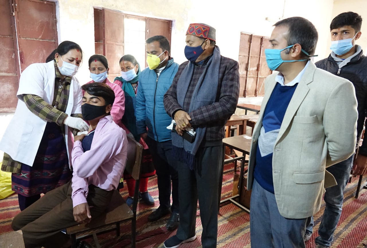Covid-19 child vaccination : vaccinated starts from today in uttarakhand, see photos