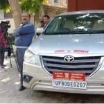 आगरा में आयकर विभाग की छापेमारी