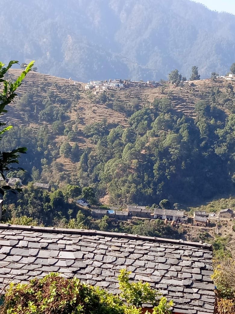 In Kot Amodi village, 75 percent of the villagers have migrated due to lack of road.