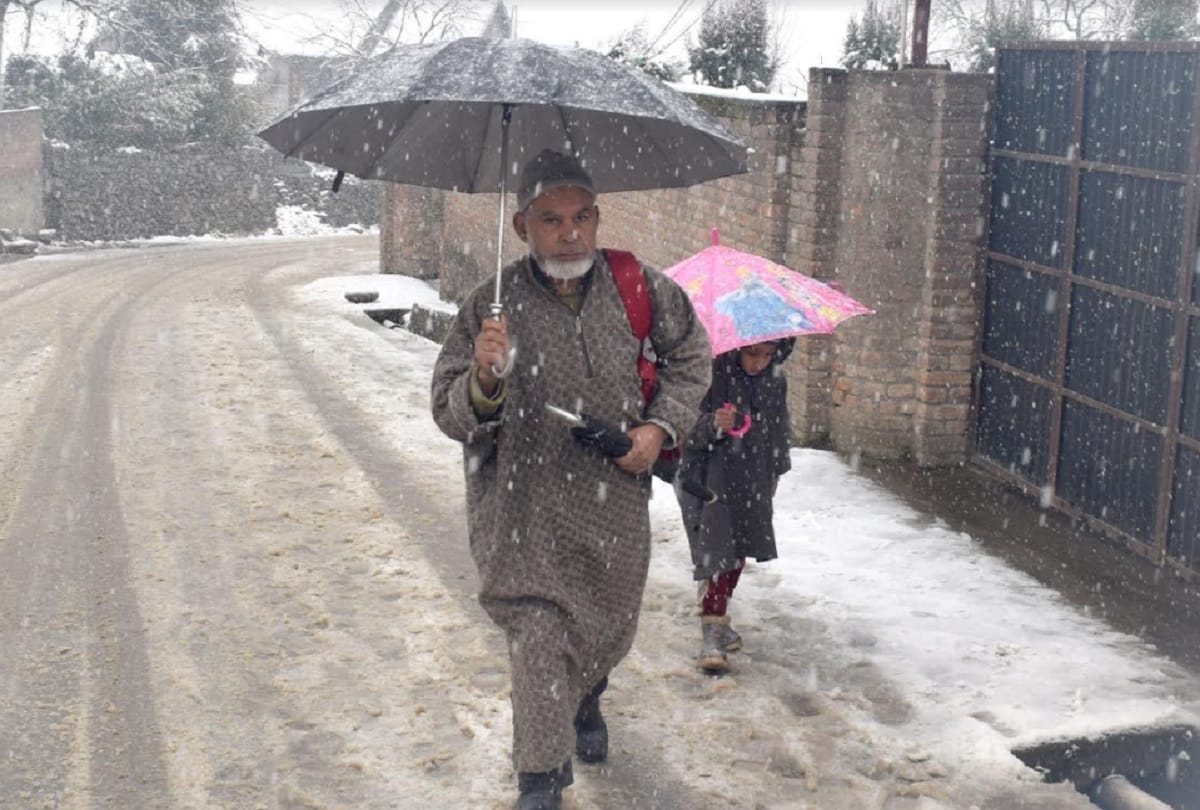 Change in weather: Snowfall in Kashmir and rain in Jammu increased the coolness, Srinagar-Leh highway closed
