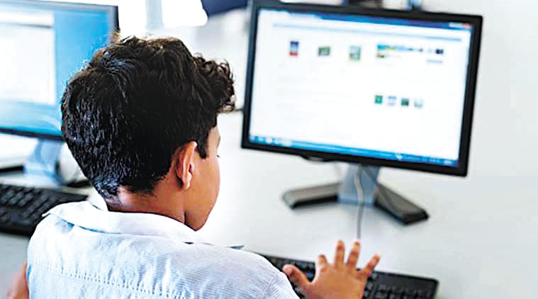 Classes will run in online mode in DU