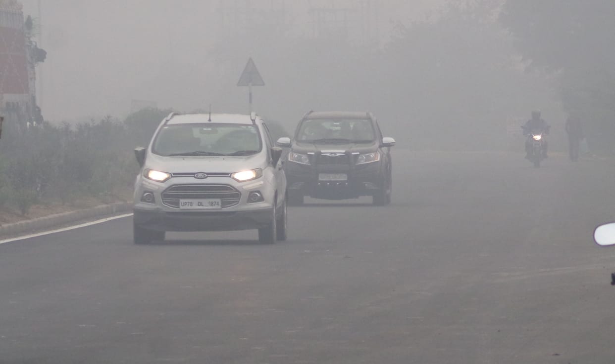 Minimum temperature reached 4.6 degree Celsius in Kanpur dehat, people shivering due to cold