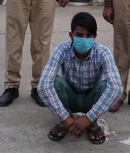 One of the accused in the robbery of Rs 2.40 lakh had tried to rob the bank six months ago.