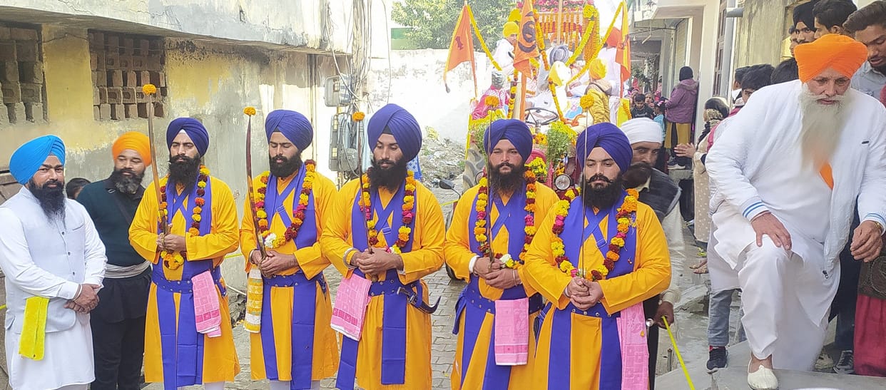 Nagar Kirtan taken out on the occasion of Prakash Parv of Guru Gobind Singh