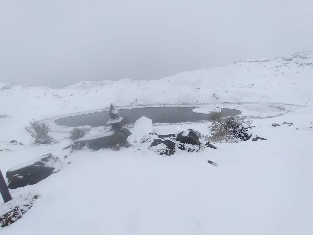 18 roads closed due to rain and snowfall, electricity also stopped