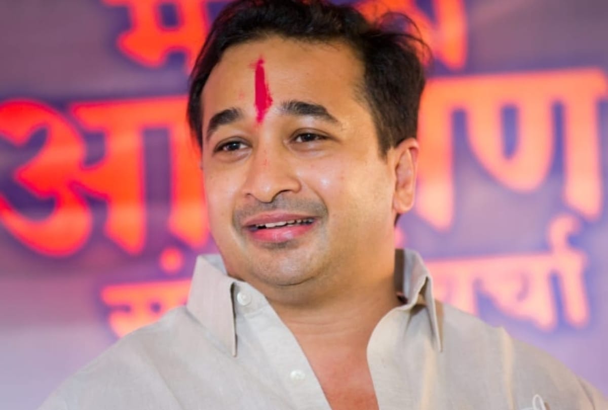 Dont worry about police BJP MLA tells Hindu Jan Aakrosh crowd cites boss Fadnavis Latest News Update