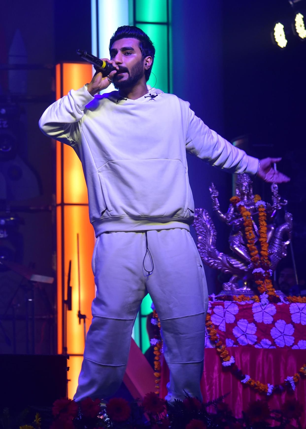Audience stunned on RCR's rap