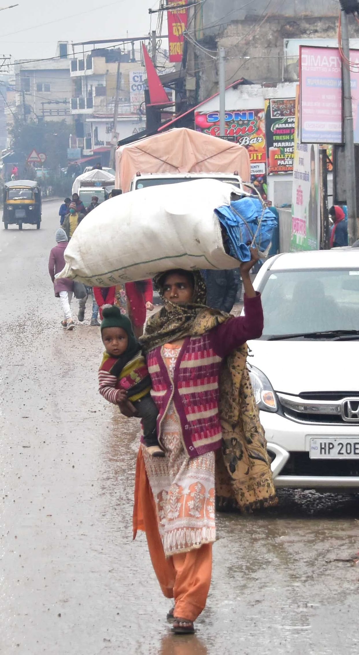 9.3 mm of rain, farmers' faces blossomed
