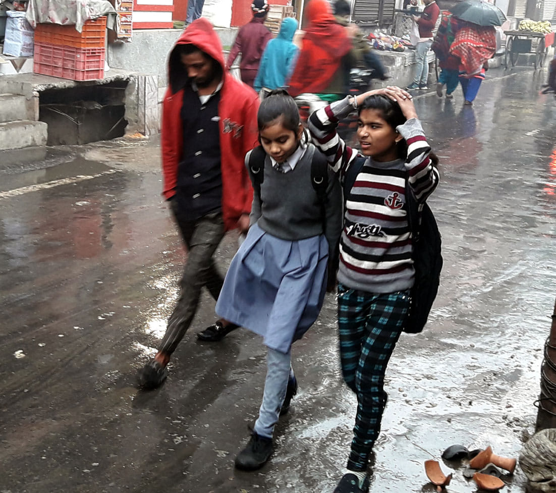 Rain increased cold, temperature dropped by seven degrees