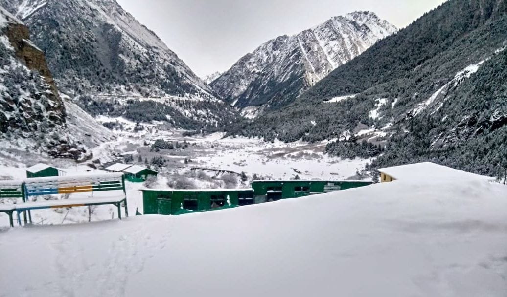 Kumaon shivering with cold due to rain and snowfall