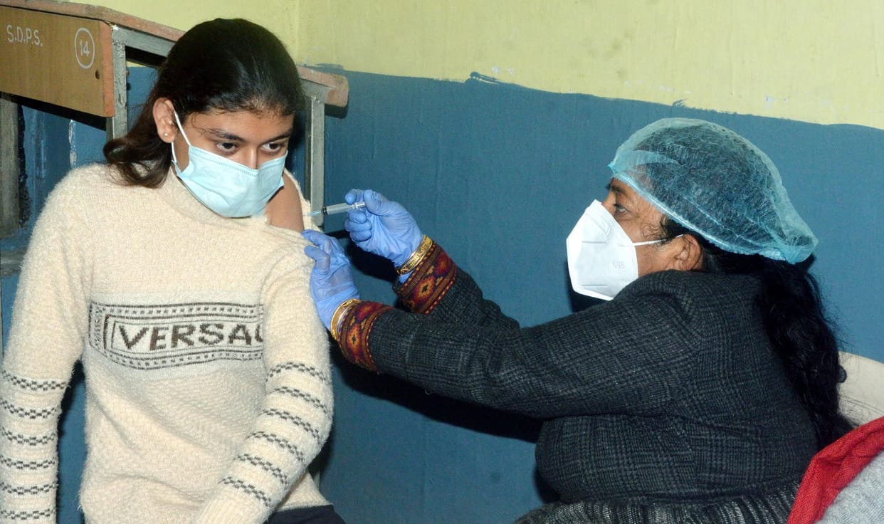 On the third day 3556 children got the first dose of corona vaccine