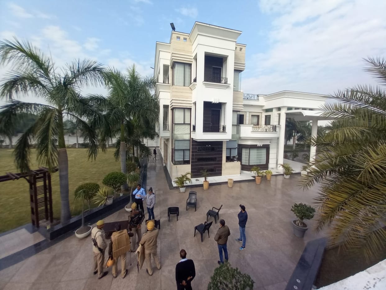 Ajay, who entered into property dealing due to loss from milk business, became the owner of ACE Group