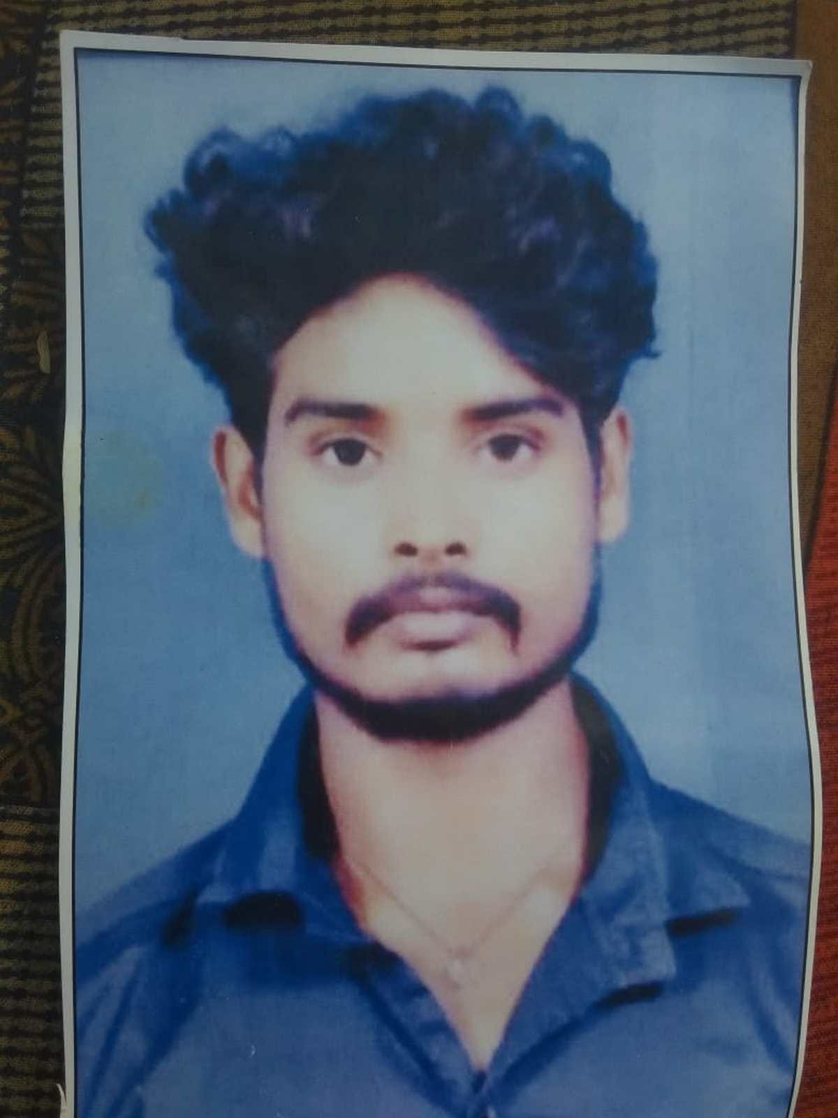 missing young man Dead body in well murder family accused police in jaunpur