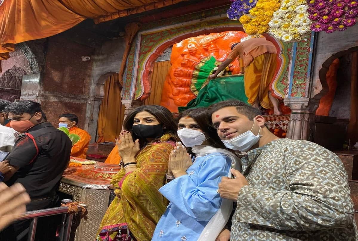 Social media: Shilpa Shetty reached visited shirdi Sai Baba and Saptashringi Devi mandir with husband Raj Kundra and relative rajiv adatia