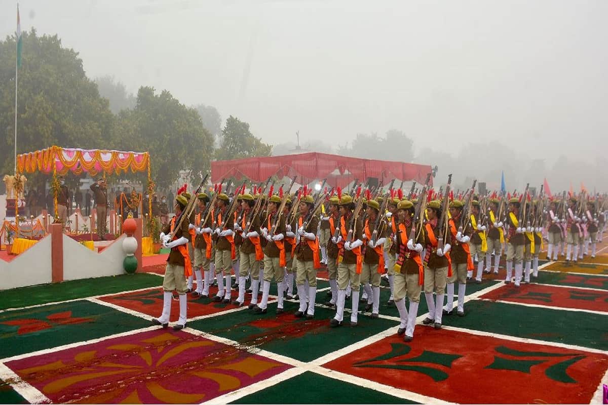 336 women recruits became part of up police passing out parade varanasi see enthusiasm in photos