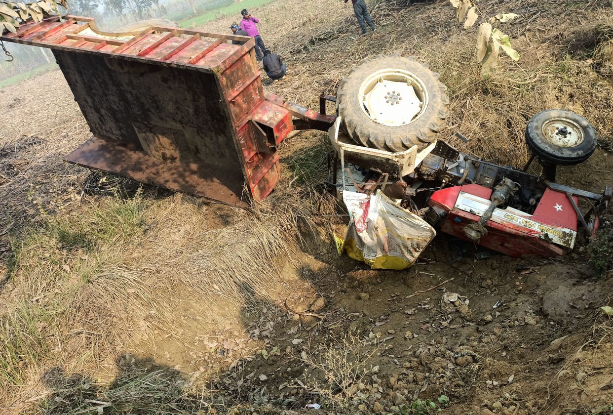 Tractor trolley overturned due to collision with truck, young man dies after being crushed