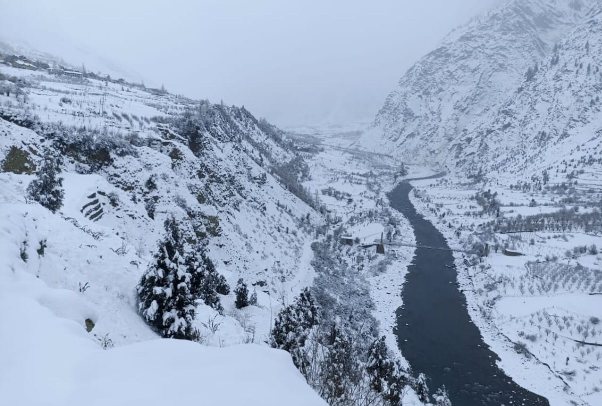 weather update himachal pradesh: snowfall and rain 314 road closed