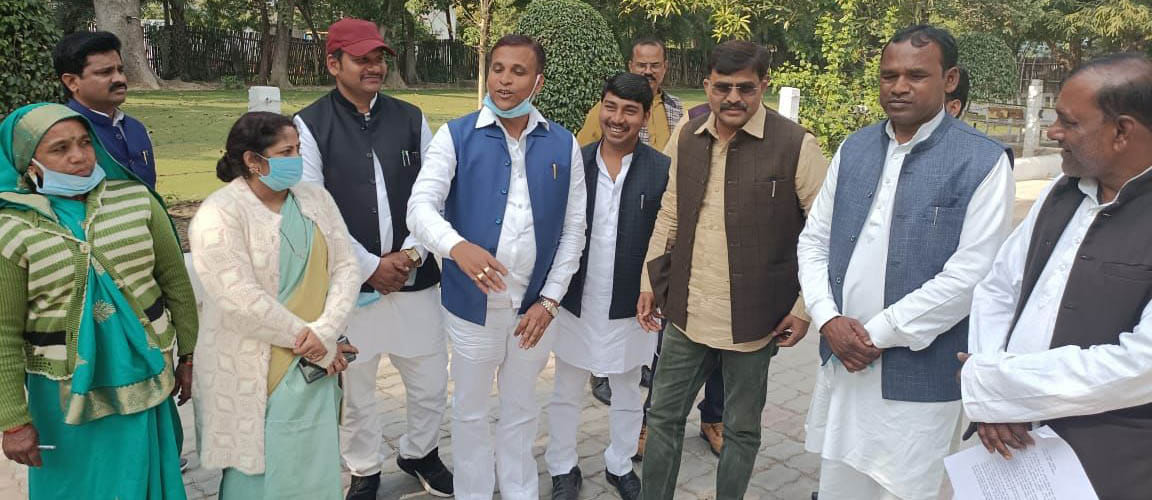 The voices of revolt echoed by district panchayat members