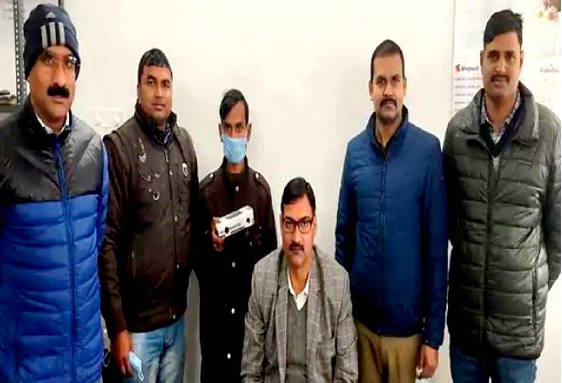 BTech student spread religious hate speech on social meia after not get job varanasi cyber crime police arrested from Chandauli