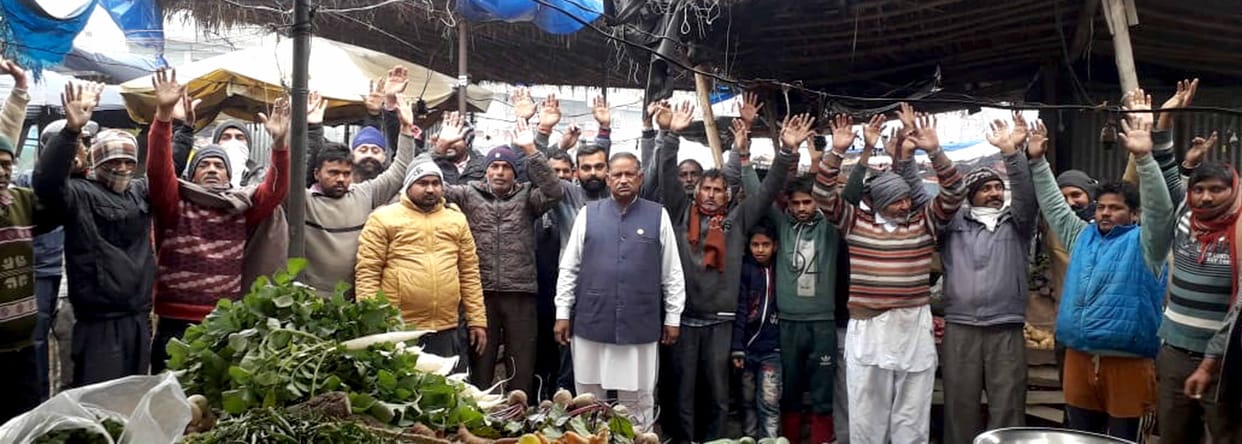 Vegetable shopkeepers are struggling for livelihood