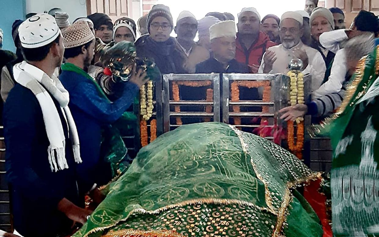 Two-day Urs concluded with Akeedat, Zareen reached from far and wide at Mazar Sharif