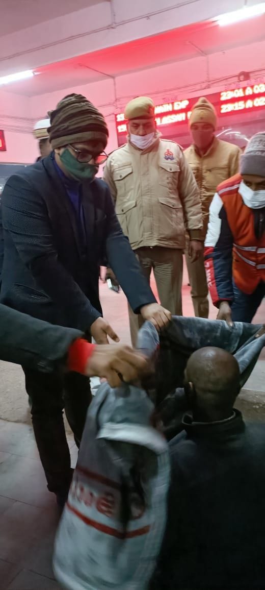 dm distributed blanket in night