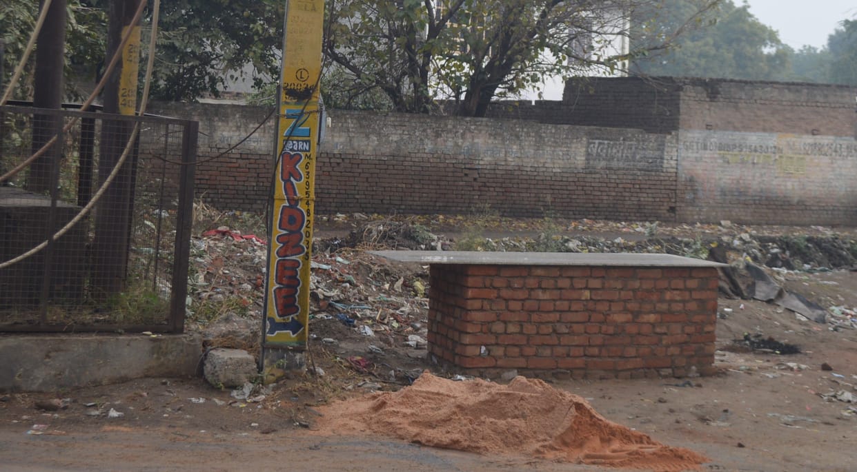 Hathras: After the uproar, the construction of the platform was done again