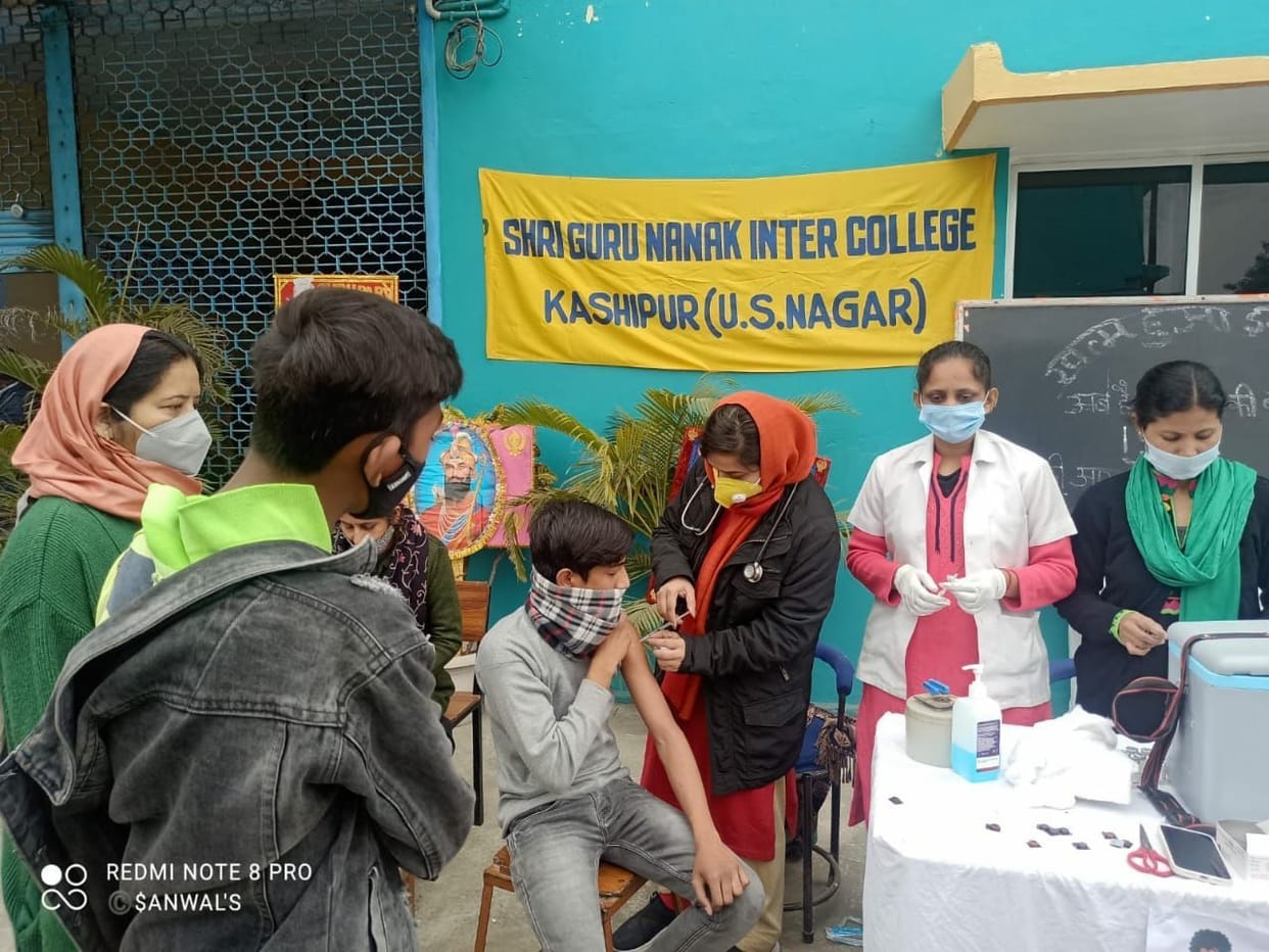 Students got vaccination at Prakash Parv.