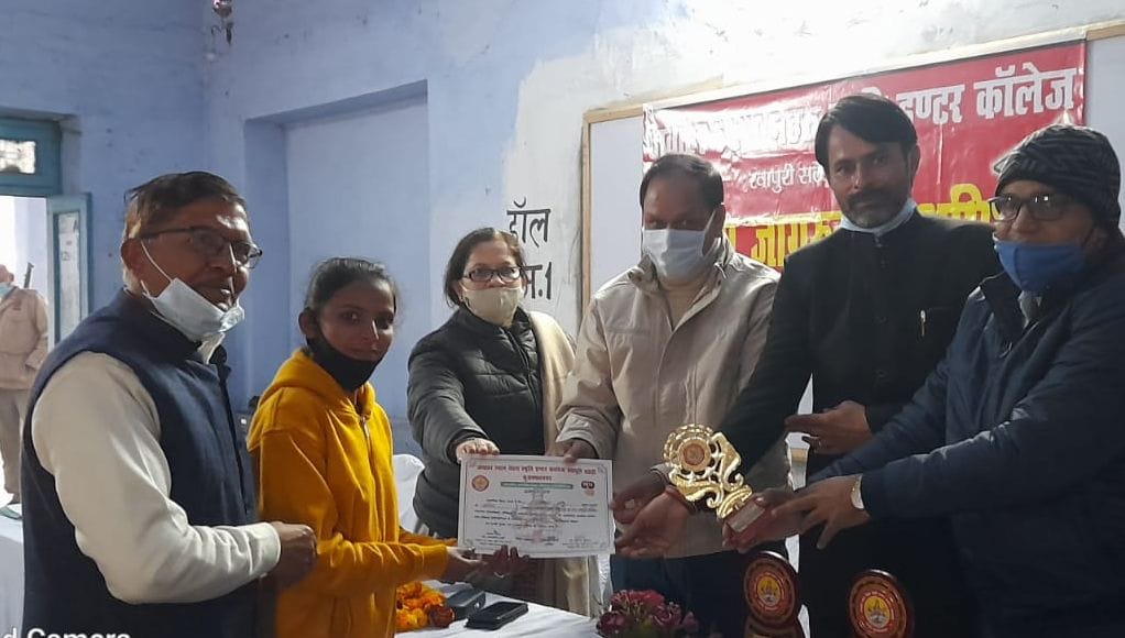 Gulnaz first in debate competition