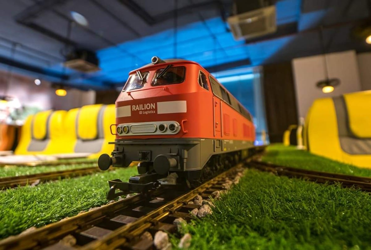 Train-theme based restaurant in Hyderabad Rail serving Food To Customers