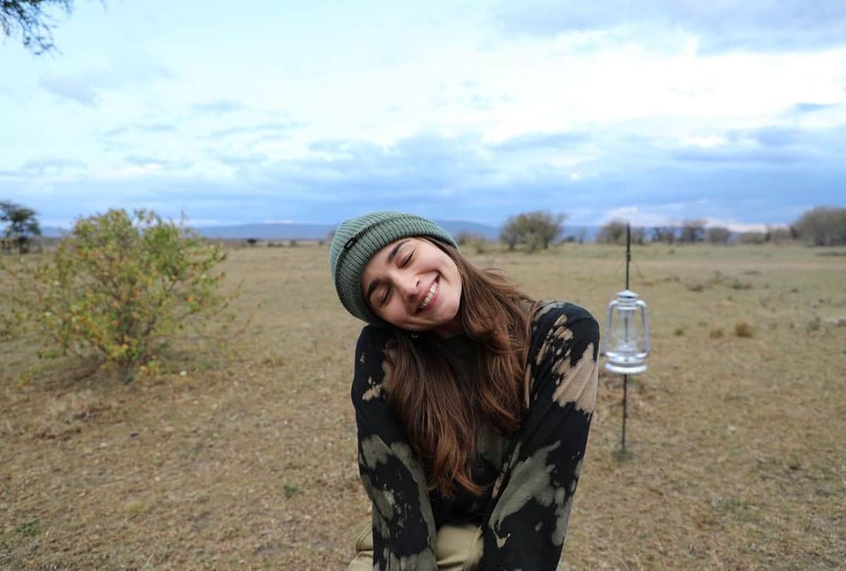 alia bhatt shares a beautiful pic of with smiling face clicked by ranbir kapoor