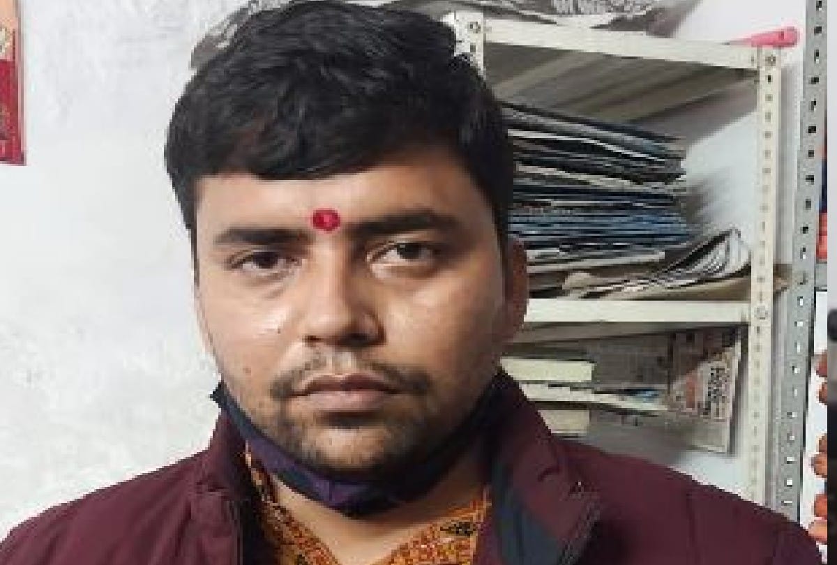 police sent accused to jail for sought extortion from drug dealers in agra