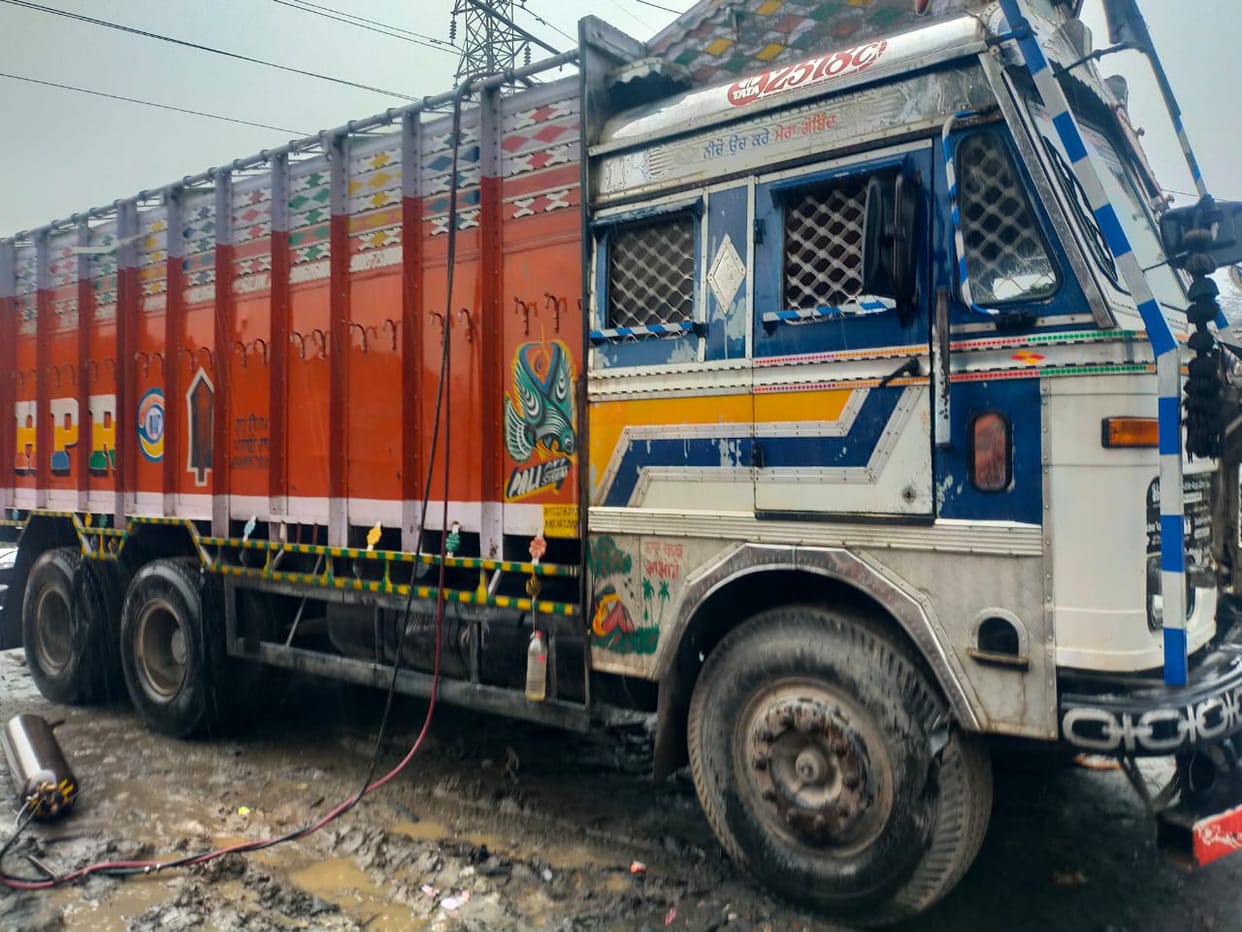 Stolen truck recovered from scrap outside the dhaba in Nalagarh