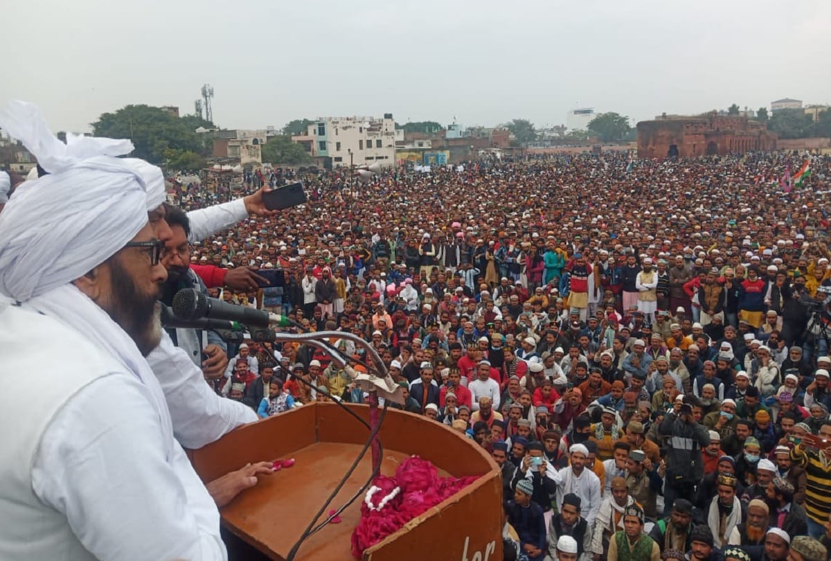 Maulana Tauqir Raza said Ram fought with Ravana Krishna with Kansa Hindu society should tell when was our fight