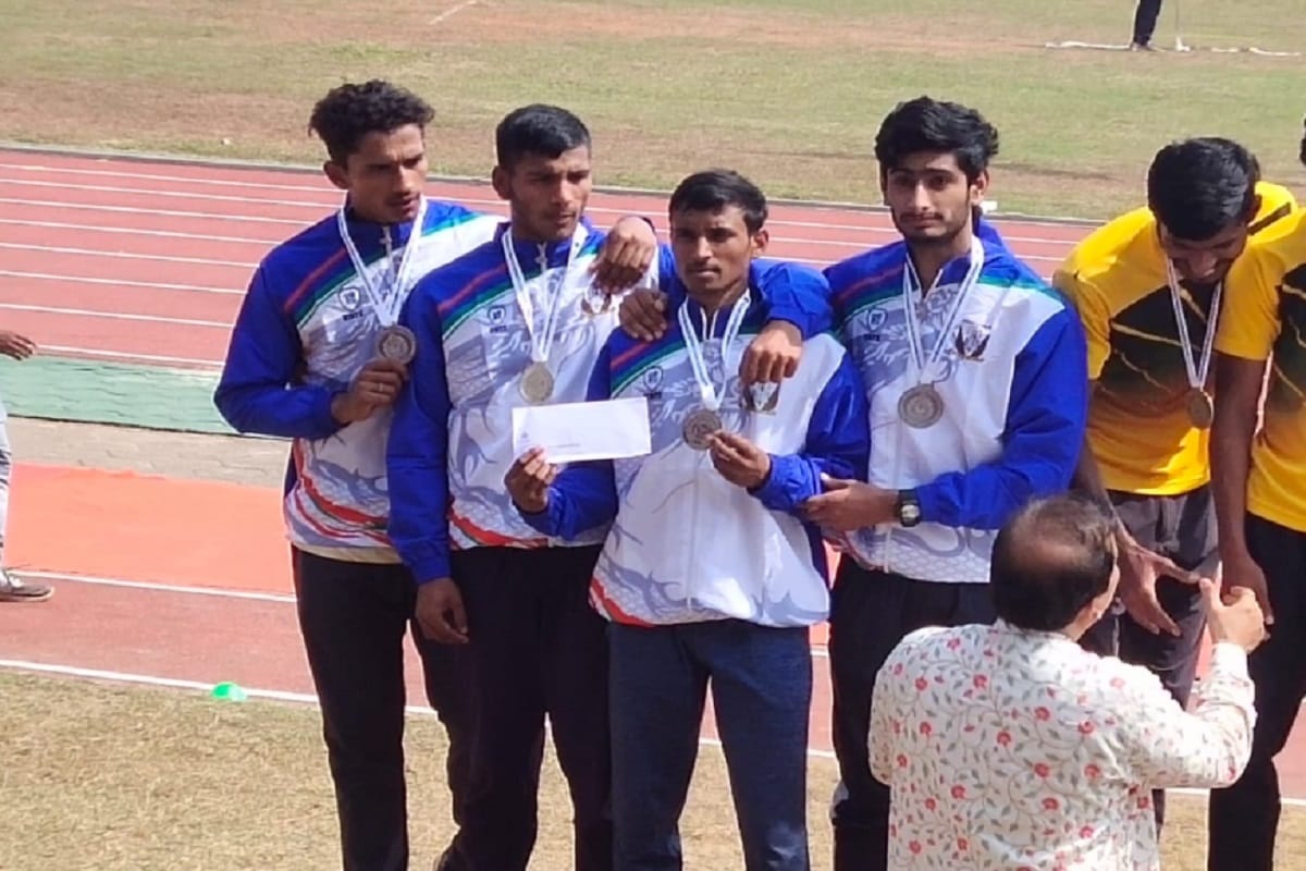 CCSU team won Silver medal in All India Inter University Athletics Competition in Karnataka