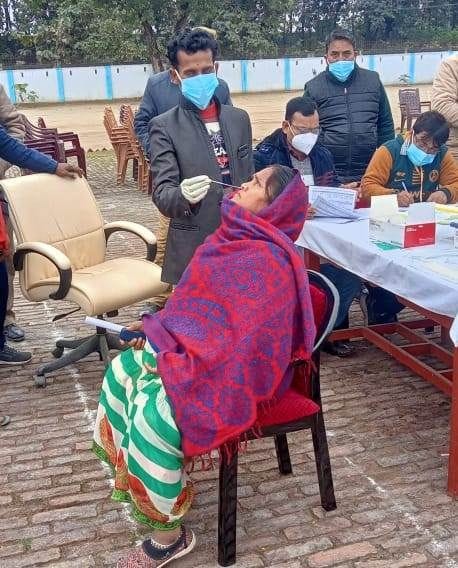 korona ke phir mile das pojitiv, ektiv kes 59