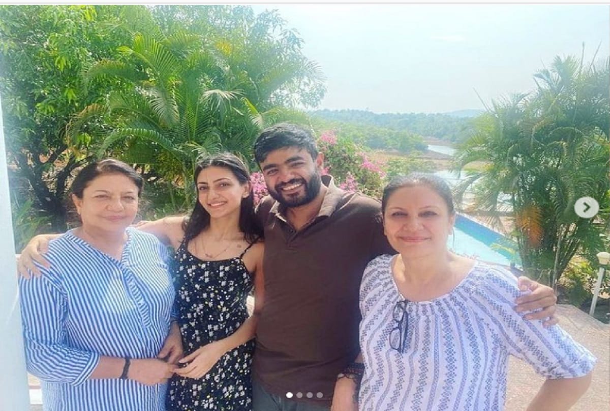 Priyanka Chopra's mother shares photo with son Siddharth Chopra and his rumoured girlfriend