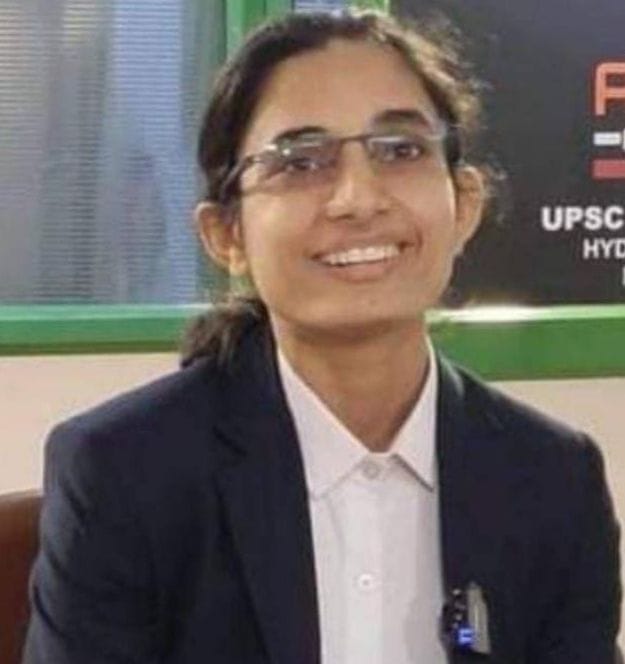 Neeti Yadav selected for the post of Assistant Commandant, happiness in Nanihal